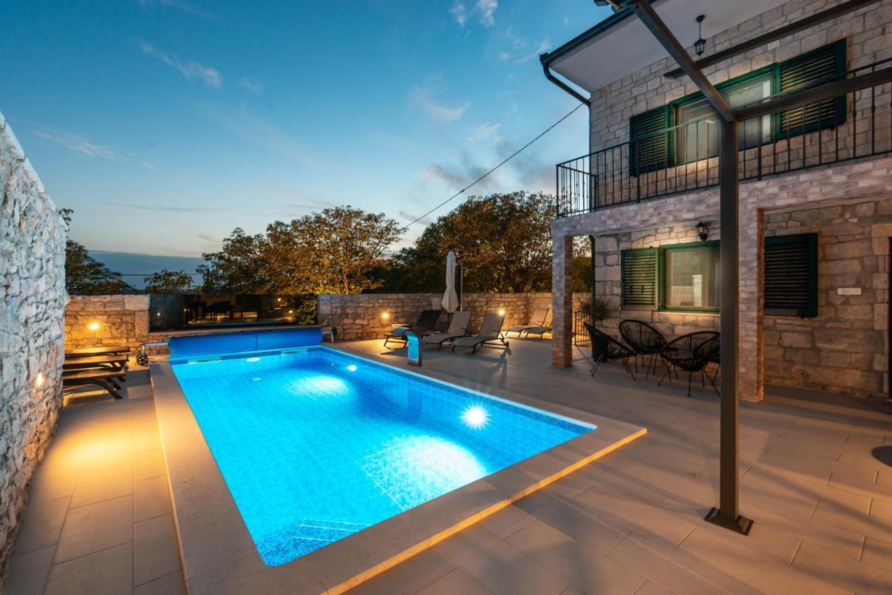 Stone Villa Didovi Snovi With Heated Pool Lisane Ostrovicke Bagian luar foto