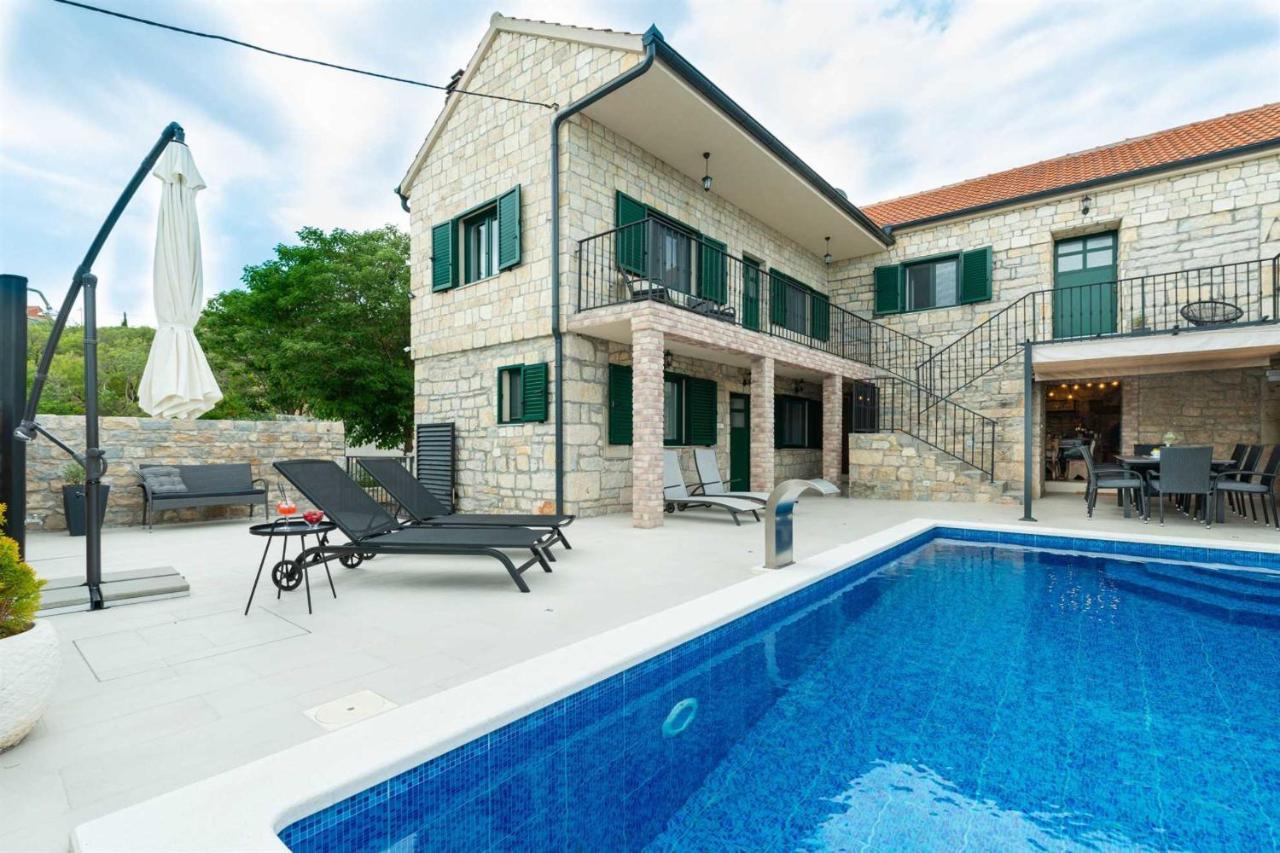 Stone Villa Didovi Snovi With Heated Pool Lisane Ostrovicke Bagian luar foto