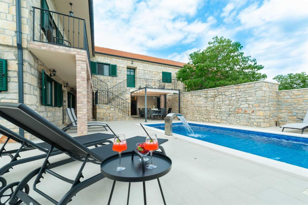 Stone Villa Didovi Snovi With Heated Pool Lisane Ostrovicke Bagian luar foto