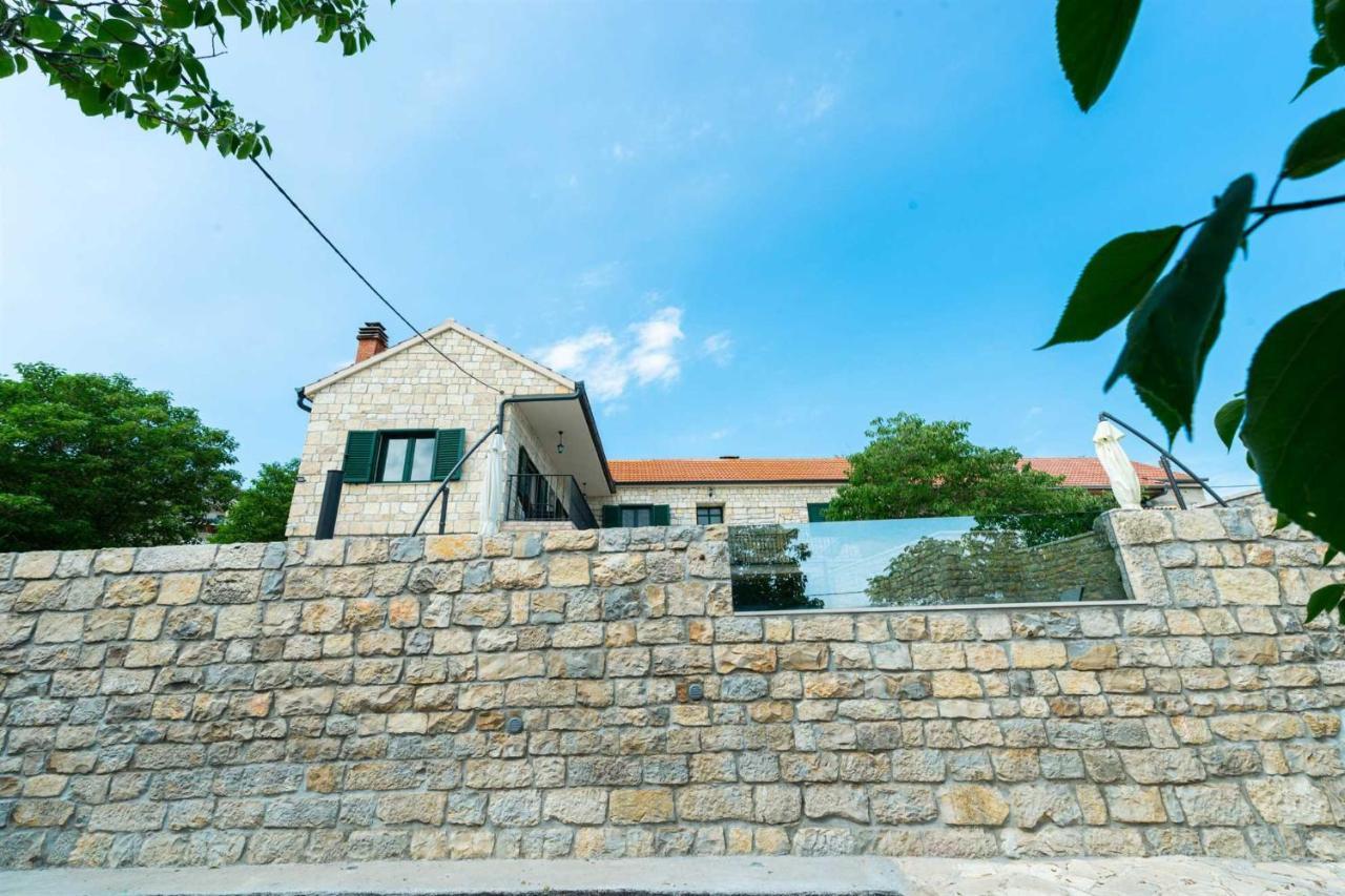 Stone Villa Didovi Snovi With Heated Pool Lisane Ostrovicke Bagian luar foto
