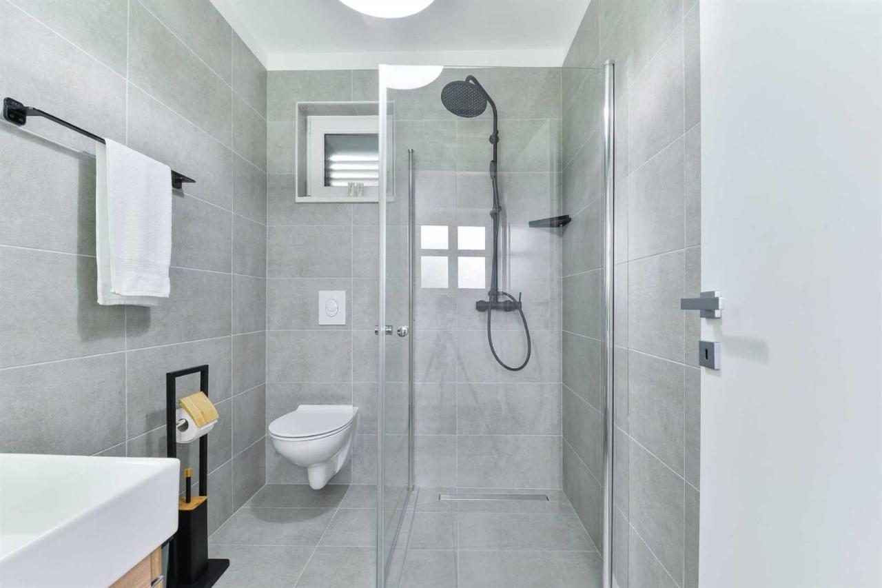 Stone Villa Didovi Snovi With Heated Pool Lisane Ostrovicke Bagian luar foto