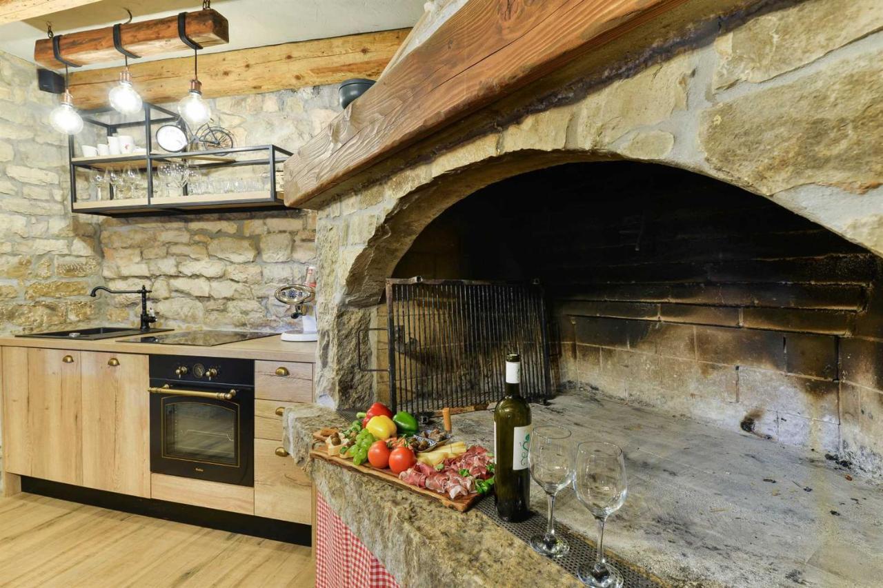 Stone Villa Didovi Snovi With Heated Pool Lisane Ostrovicke Bagian luar foto