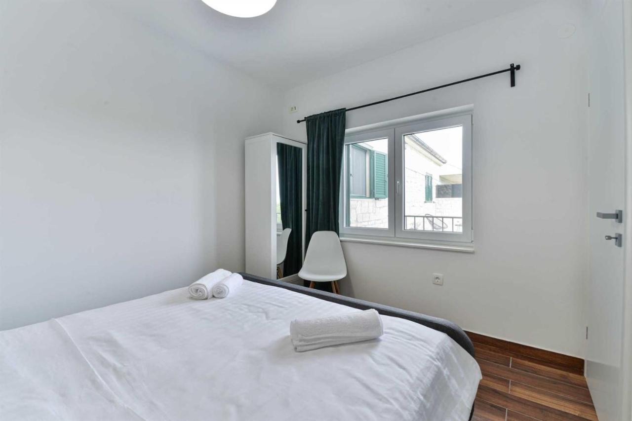 Stone Villa Didovi Snovi With Heated Pool Lisane Ostrovicke Bagian luar foto