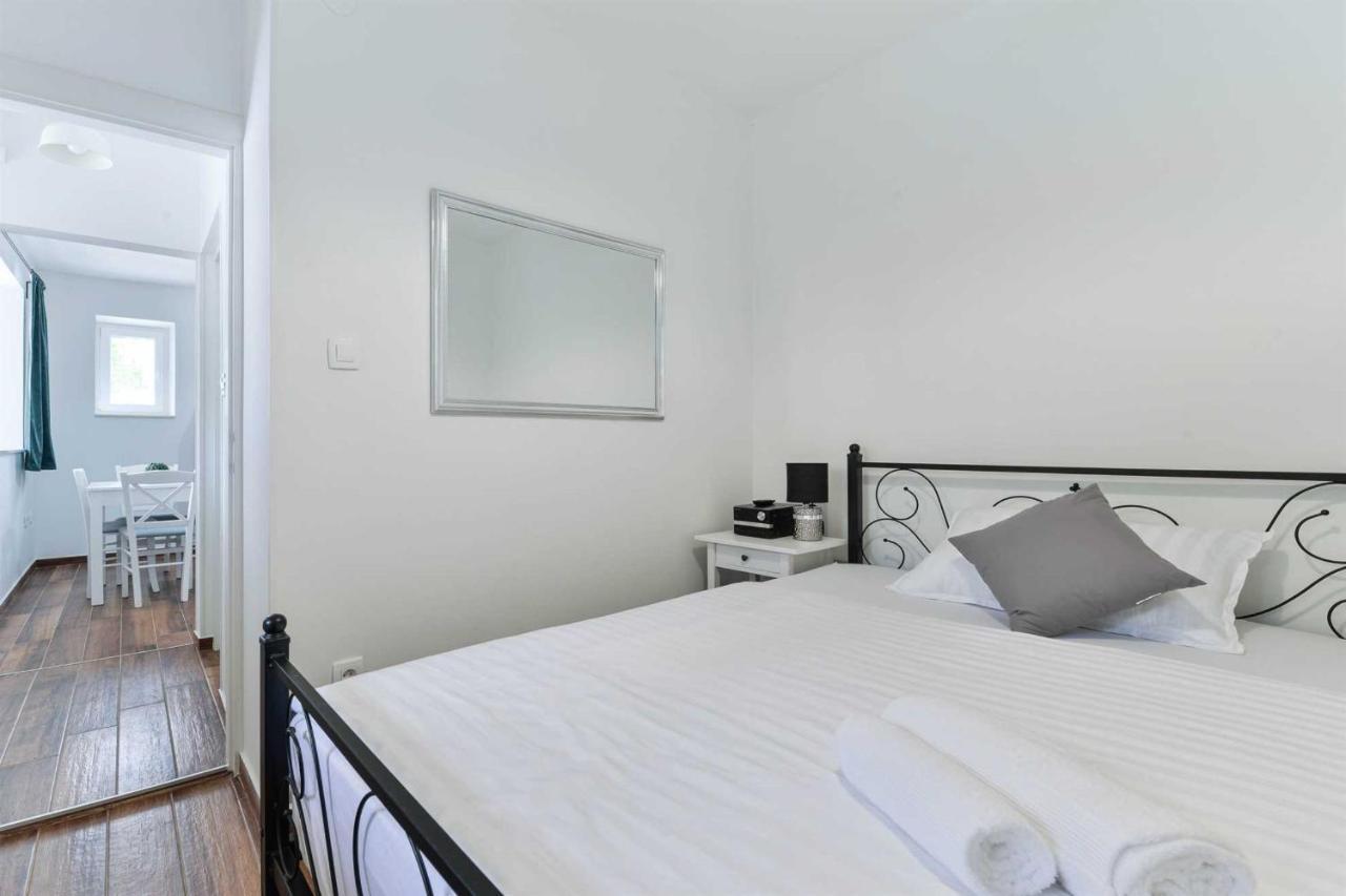 Stone Villa Didovi Snovi With Heated Pool Lisane Ostrovicke Bagian luar foto