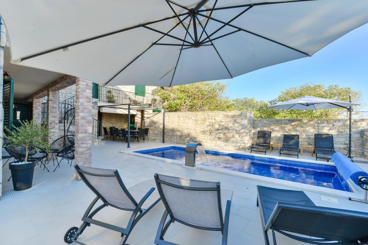 Stone Villa Didovi Snovi With Heated Pool Lisane Ostrovicke Bagian luar foto