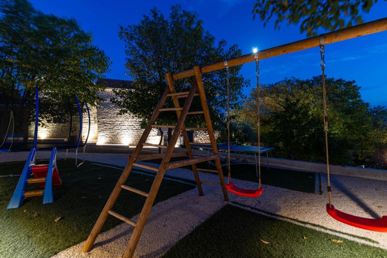 Stone Villa Didovi Snovi With Heated Pool Lisane Ostrovicke Bagian luar foto